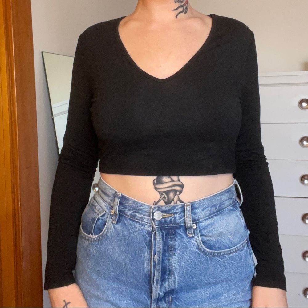Cropped long sleeve